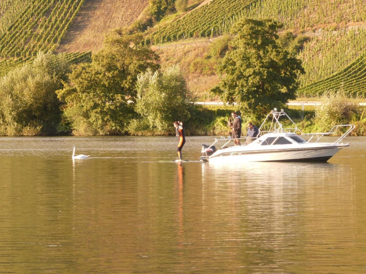 Hotel Hausboot Moselrose In Poelich Polich Exteriér fotografie